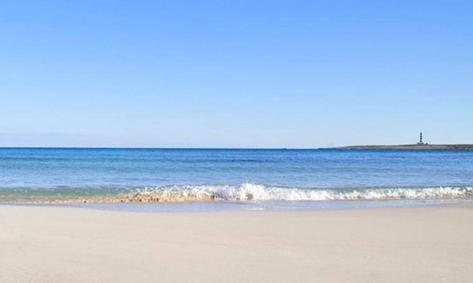 Punta Prima House | Ideal family home, 100 m walk from the beach, all shops and activities.