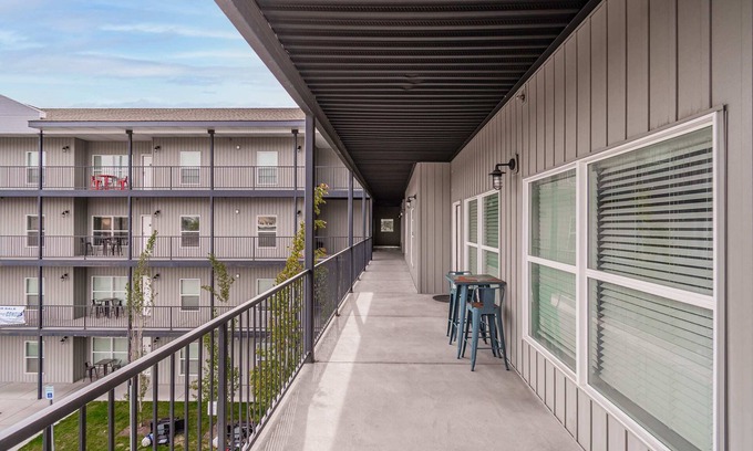 Rexburg Apartment | Ideal for Groups Full Kitchen Gym & Free Parking