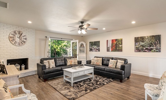 Atascadero House | Ideal for Large Gatherings! Enjoy all that the Central Coasts offers