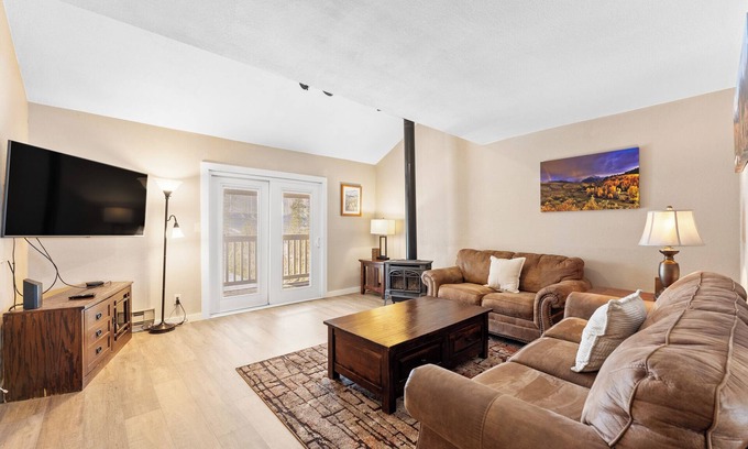 Baldy Mountain House | Ideally Located, Cozy Townhome w/Mountain Views, Private Sauna & Fireplace!