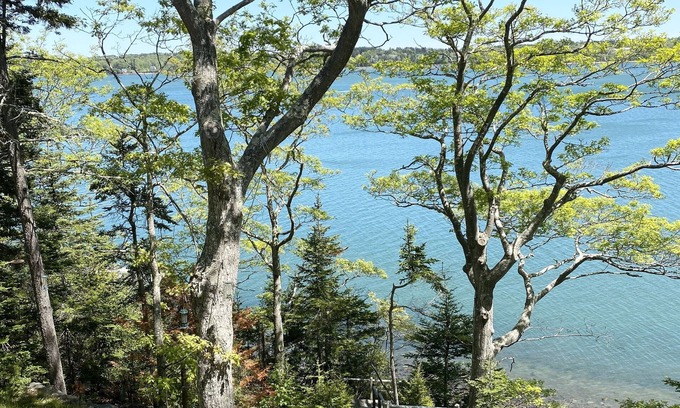 Harpswell Cottage | Idyllic Oceanfront Cottage in Maine!