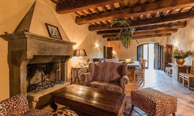 Saludecio House | Il Casale di Meleto - splendid villa surrounded by greenery a few km from the sea