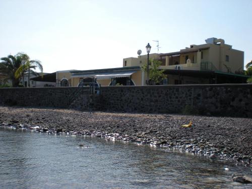 Lingua Hotel | Il Delfino