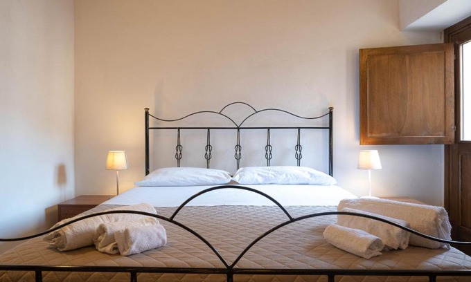 Caulonia Hotel | Il Paese Alberga!