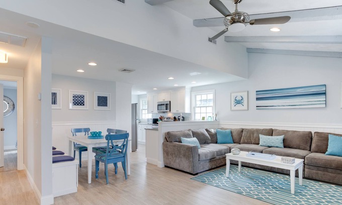 Point Judith House | Immaculate, 2 Bed/2Bath, A/C, Walk to Sand Hill Cove