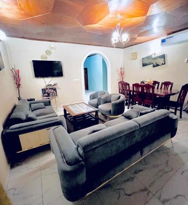 Yaounde Apartment | Immeuble Rose Guest House
