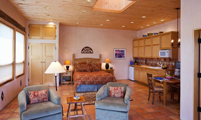 Arroyo Hondo Apartment | In Taos, Experience the Big Sky, See Forever, Privacy Galore!