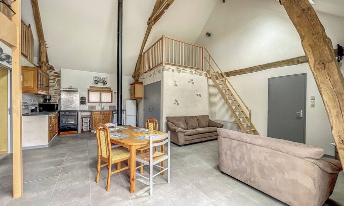 Beynat House | In the south of Corrèze: rustic gîte in a green and peaceful setting