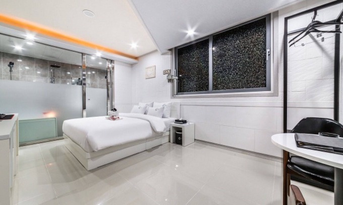 Seo-gu Hotel | Incheon Crystal Hotel