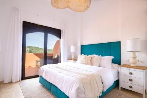 Buenas Noches Apartment | Increíble y Moderno apartamento Duplex con piscinas y preciosas vistas