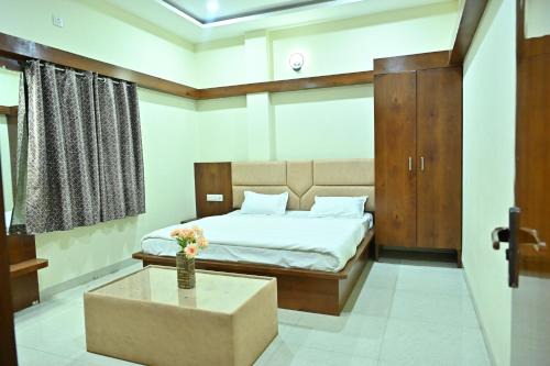 Indore Hotel | Indore Palace