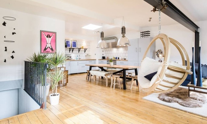 Homerton Apartment | Industrial Chic at The Composers Loft in Hackney