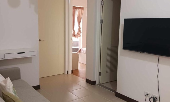 Project 4 Apartment | Infina Towers Affordable Staycation 8 units-2 BR