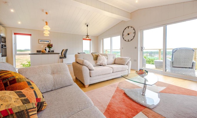 Ingoldisthorpe House | Ingol Lodge 2