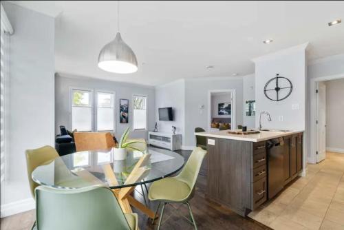 Boischatel Apartment | INITIAL - EXPLORATEUR - Chutes-Montmorency