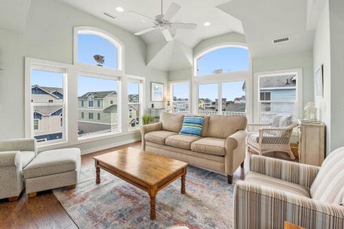 Whalehead Beach House | Inn No Hurry