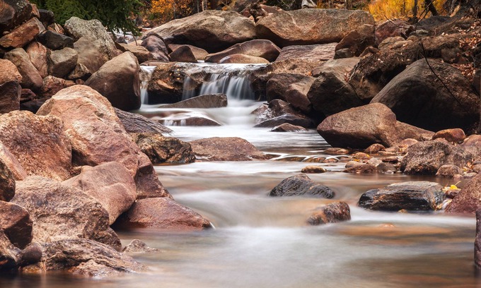 Estes Park Hotel | Inn on Fall River & Fall River Cabins