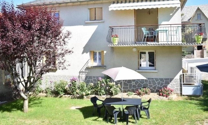 Saint-Hippolyte House | Inn Saint-Hippolyte, 2 bedrooms, 5 people