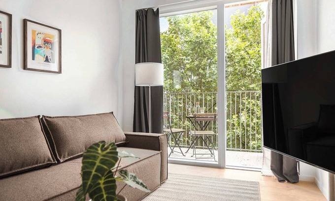 Midtbyen Apartment | Inner City Grand Escape