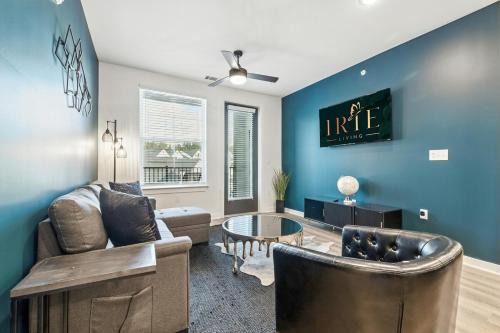 Westfield Apartment | IRIE Living Brand New Lux 2BR Min Grand Park