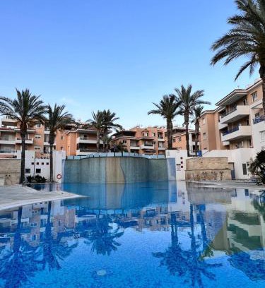 Universal Apartment | Iris Village
