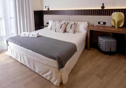 Santa Cruz Hotel | ISA Sevilla Suites