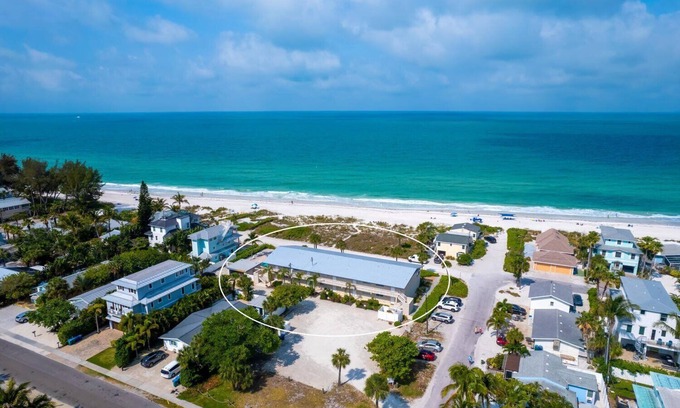 Ilexhurst Condo | Island Beach Club 2 - Condo 2 Bedroom/1.5 Bath ground level gulf front ,.