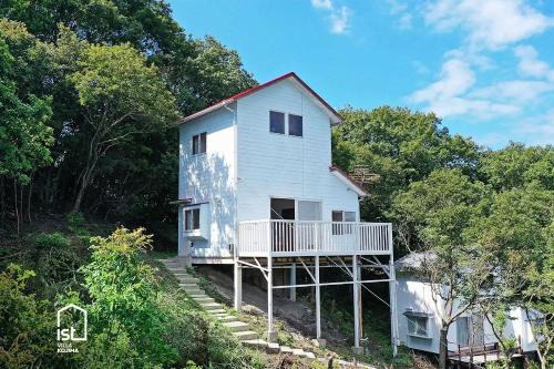 Hinasecho Hinase Villa | ist villa 04 Ocean Escape Sleeps 3