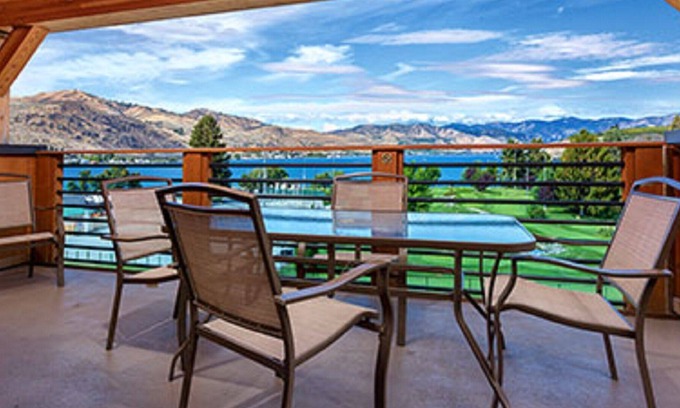 Chelan Resort | It is not a dream ... Yes it is this dreamy !