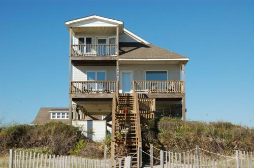 Holden Beach House | It's After 12