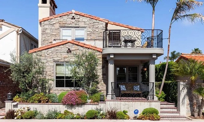 Newport Beach House | Italian Villa on Island in Newport Beach with AC, WiFi, Bay Views