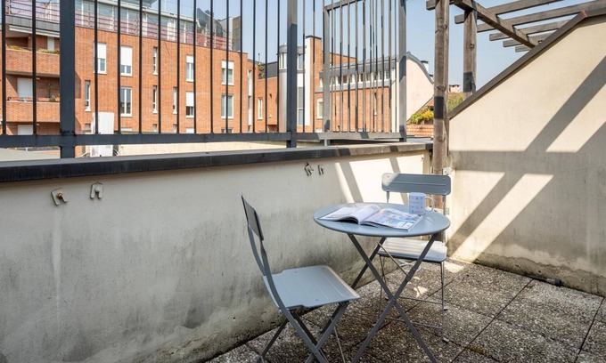 Magenta Apartment | Italianway - The B Village Superior - 5X