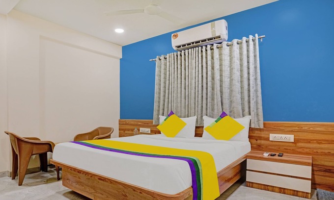 Cidco Hotel | Itsy By Treebo - Radhika Ex