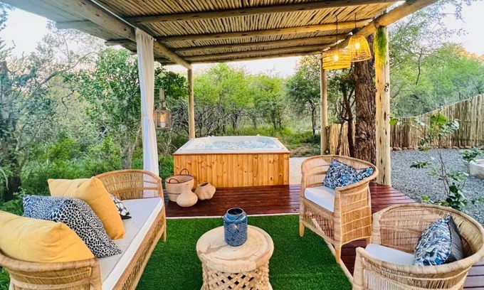 Hoedspruit Apartment | Ivory Bush House