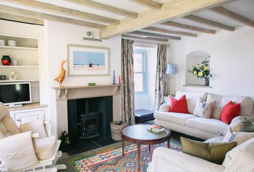 Ripley House | Ivy Cottage