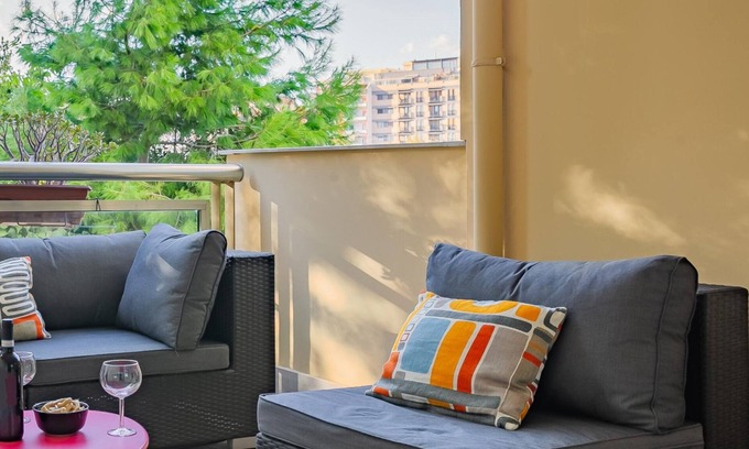 Municipio 2 Apartment | Ivy House in Bari With 1 Bedrooms and 1 Bathrooms
