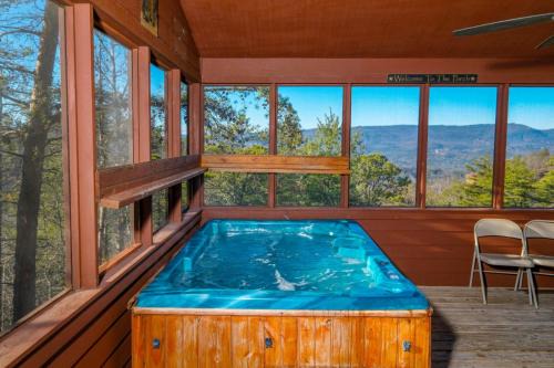 Gatlinburg - Pigeon Forge Villa | Jacksons Cabin