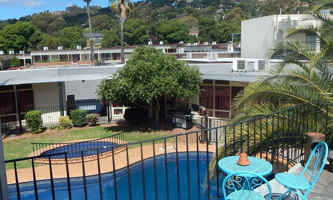 Glen Osmond Hotel | Jacksons Motor Inn