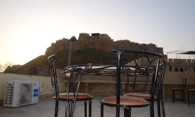 Amar Sagar Pol Hotel | Jaisalmer Guest House
