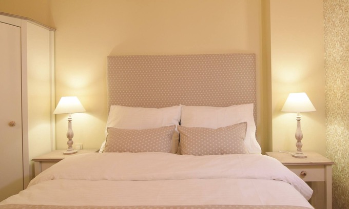 Siska District Bed & Breakfast | Janez Rooms