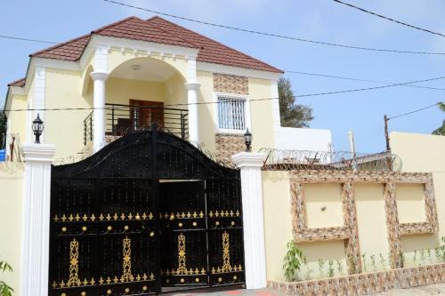 Serrekunda House | Janha Senegambia Villa rental 3 with free wifi