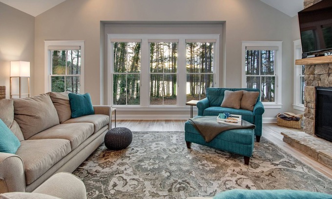 Buford House | Jaw-dropping Panoramas! LakePoint @ Lanier Minutes to Margaritaville, 4 bedrooms