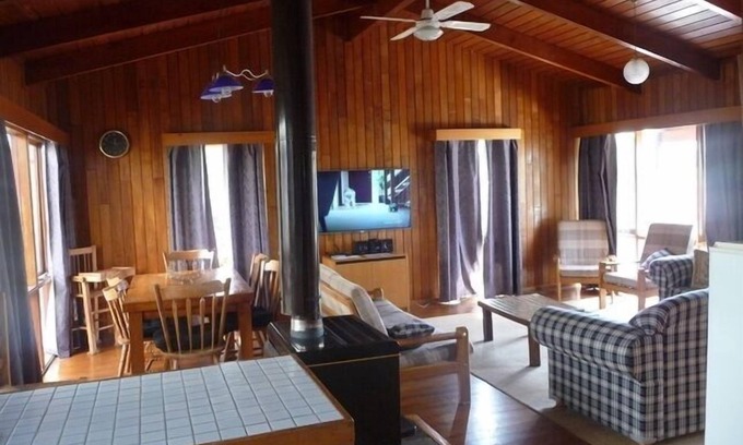 Ocean Grove House | JayBees Near The Surf Beach In Ocean Grove