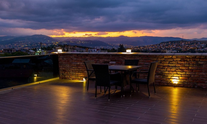 Tbilisi Hotel | Jazz Hotel