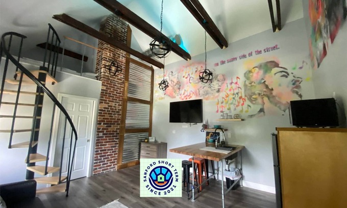Sanford Apartment | Jazz Loft