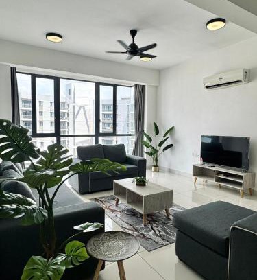 Seri Tanjung Pinang Apartment | Jazz Suites Seaview with Bathtub - 2901