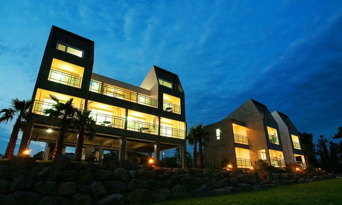 Andeok House | Jeju J Pension