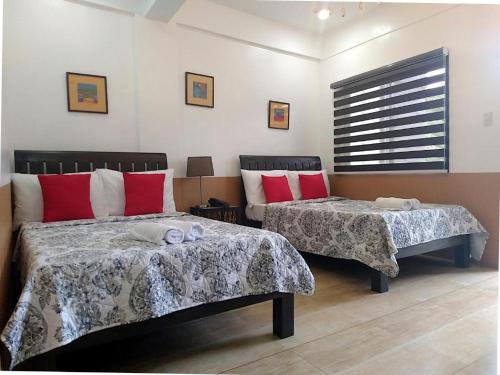 Tagaytay Hotel | Jil's Apartelle