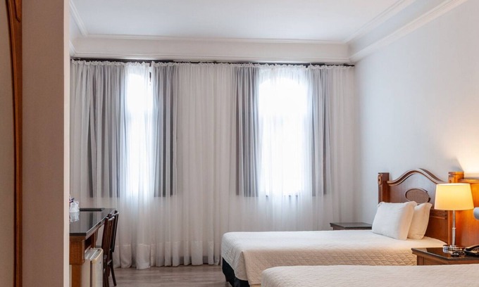 Matriz Hotel | Johnscher by SJ - San Juan Curitiba