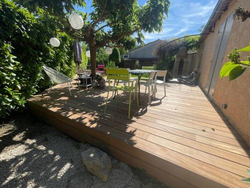 Le Puy-Sainte-Reparade House | Jolie maison de 95 m2 avec jardin proche Luberon